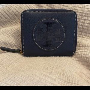 Tory Burch Bi-Fold Wallet
